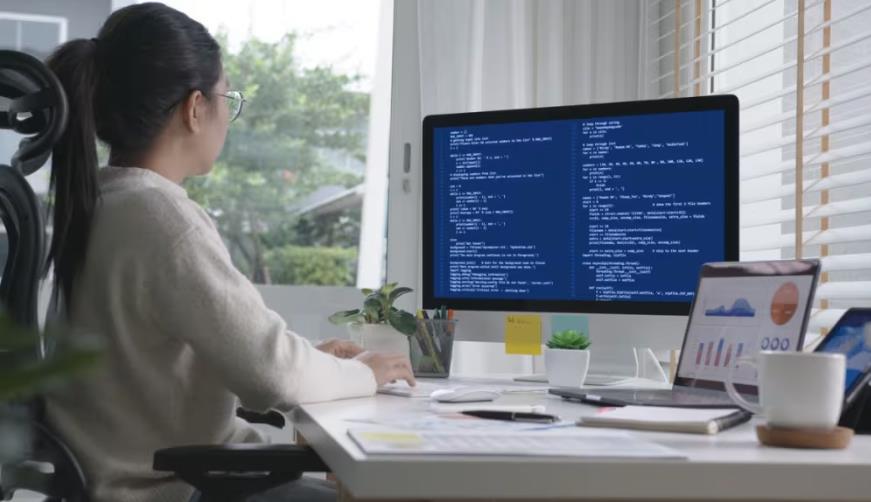 新兴区企业数字化解决方案:机器学习赋能商业模式升级的核心路径